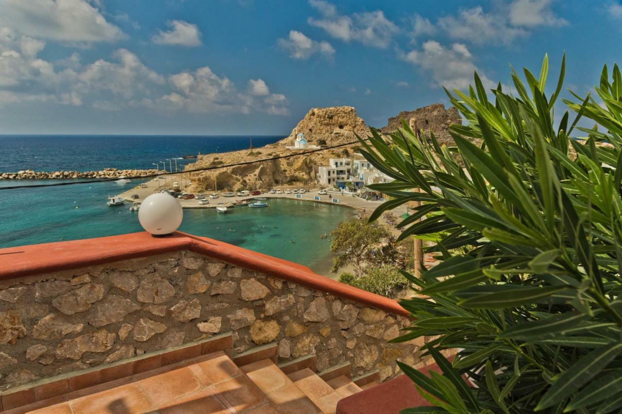 Alkioni Hotel Foinikion Exterior photo